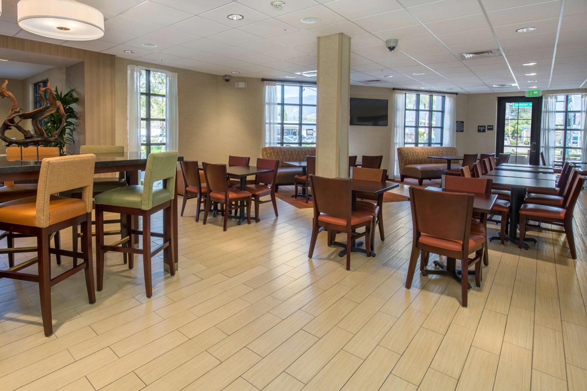 Hampton Inn Santa Barbara/Goleta Buitenkant foto