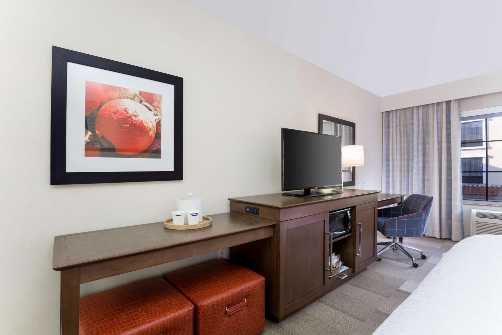 Hampton Inn Santa Barbara/Goleta Buitenkant foto