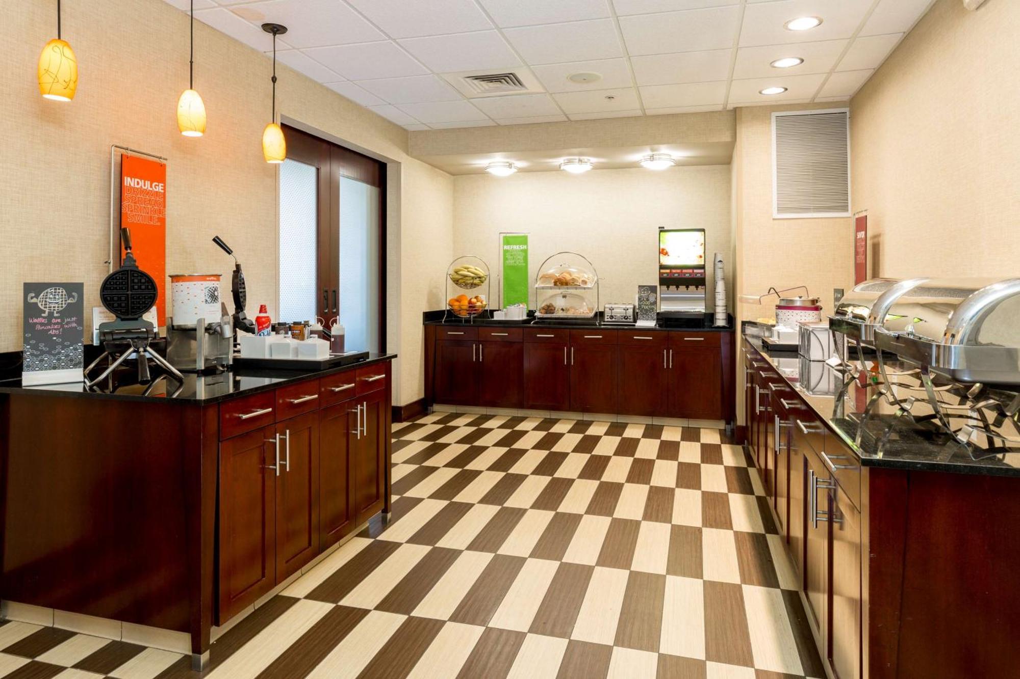 Hampton Inn Santa Barbara/Goleta Buitenkant foto