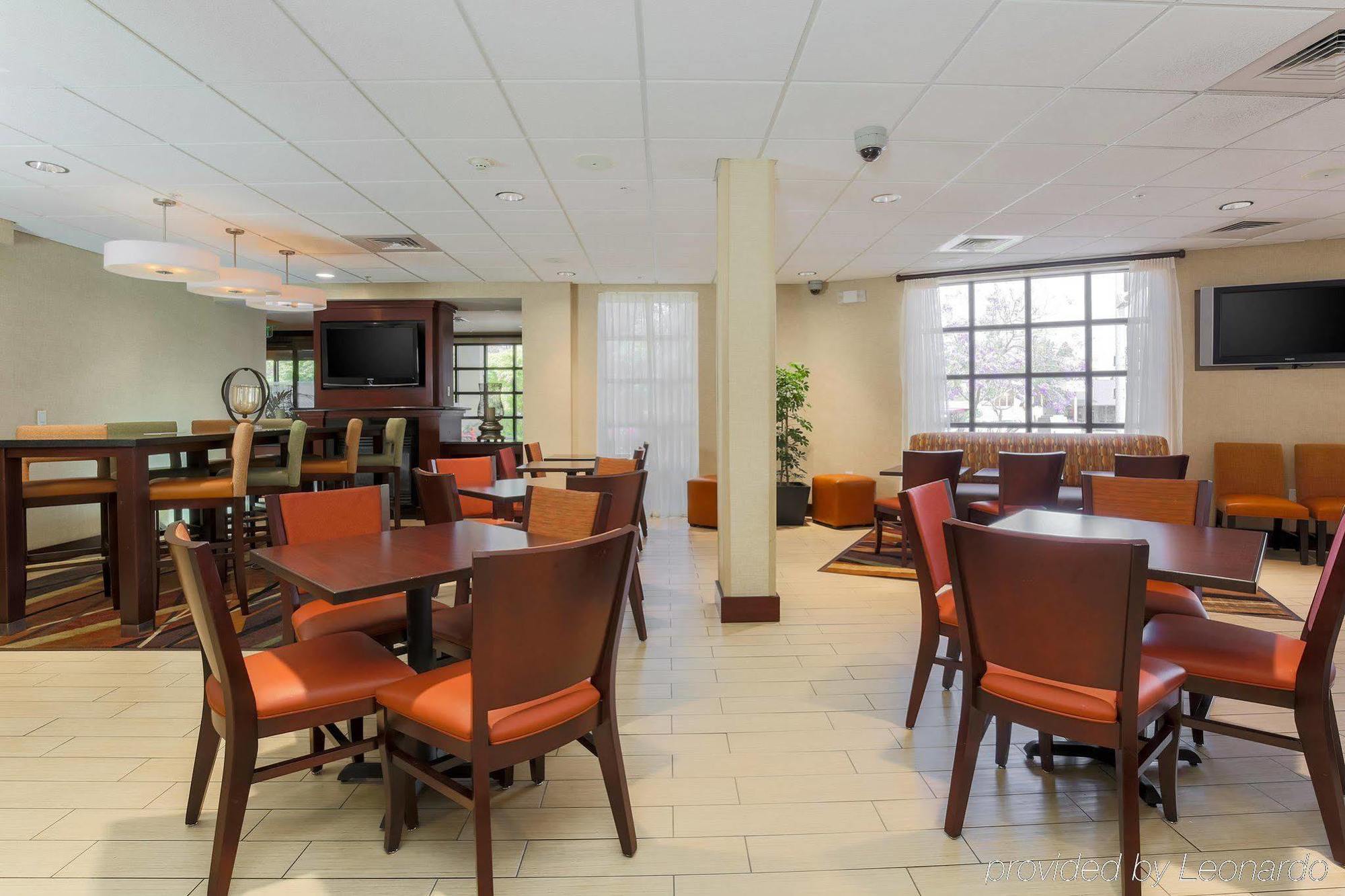 Hampton Inn Santa Barbara/Goleta Buitenkant foto