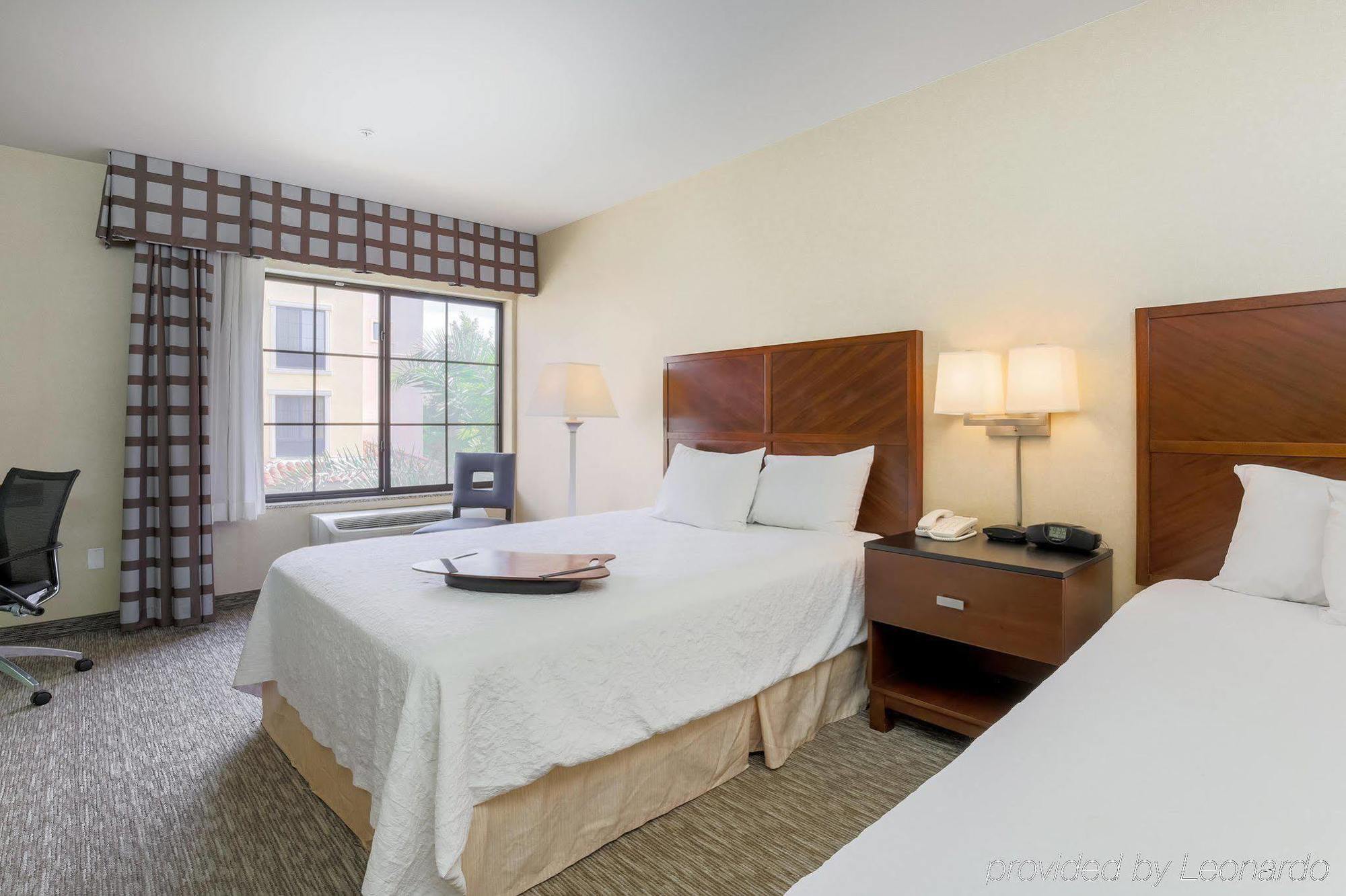 Hampton Inn Santa Barbara/Goleta Buitenkant foto