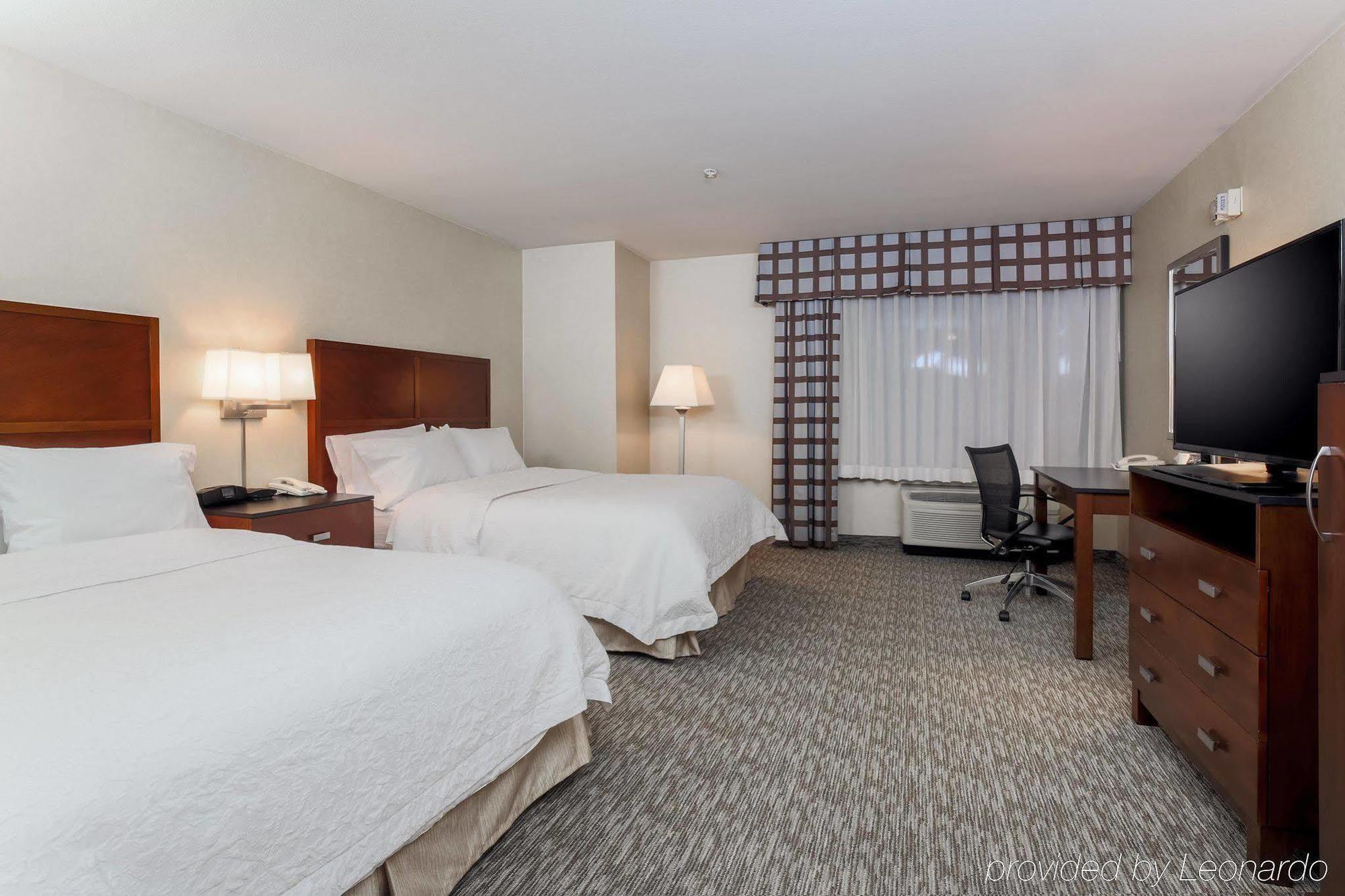Hampton Inn Santa Barbara/Goleta Buitenkant foto