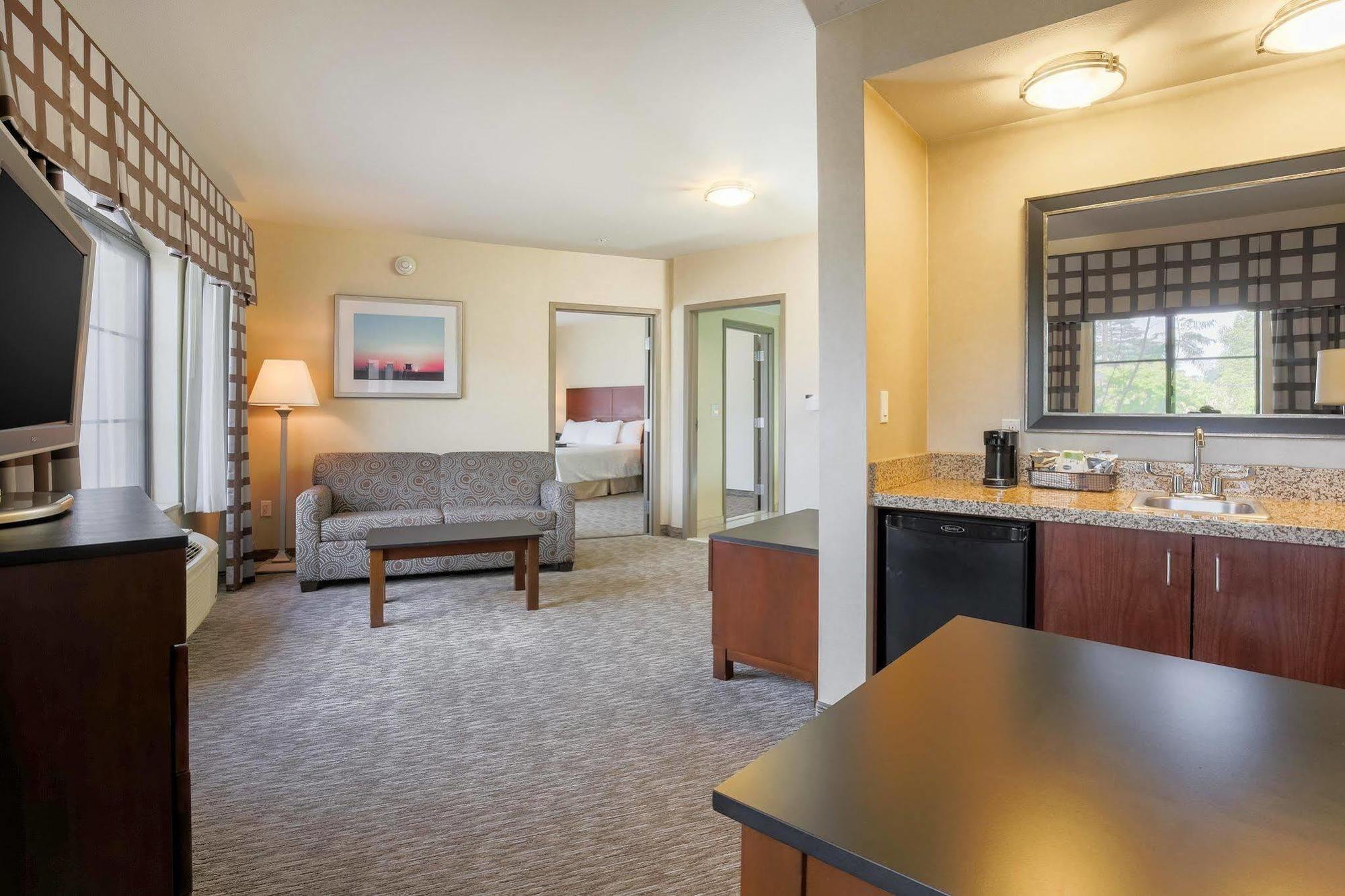 Hampton Inn Santa Barbara/Goleta Buitenkant foto