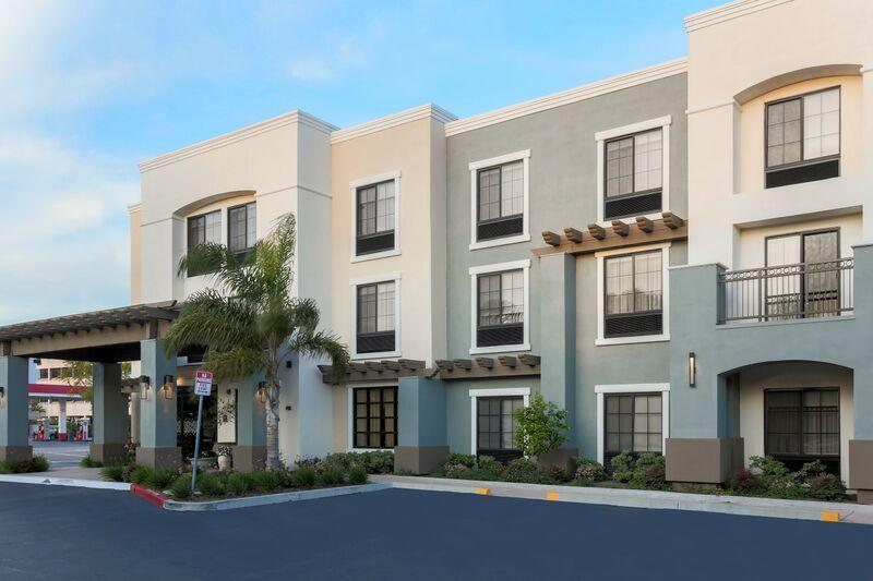 Hampton Inn Santa Barbara/Goleta Buitenkant foto